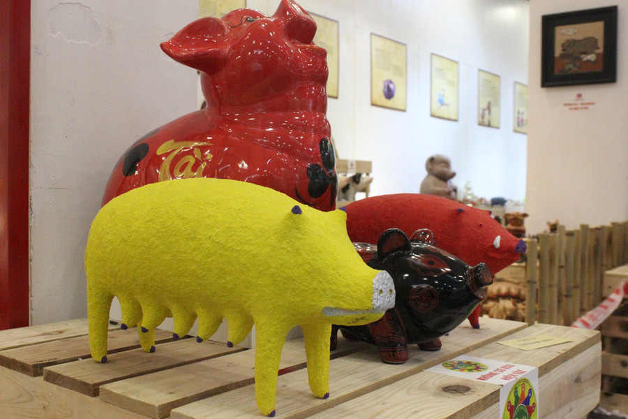 Ngắm đàn heo độc đáo ngàn con của nhà sử học Dương Trung Quốc - Ảnh 13. Ngắm đàn heo độc đáo ngàn con của nhà sử học Dương Trung Quốc - Ảnh 13.