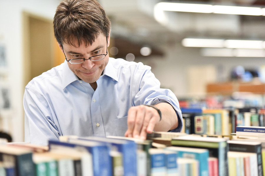 GS Harvard: Đừng trở thành người vừa kiêu căng, vừa thiếu hiểu biết hình ảnh 5  GS Harvard: Dung tro thanh nguoi vua kieu cang, vua thieu hieu biet hinh anh 5