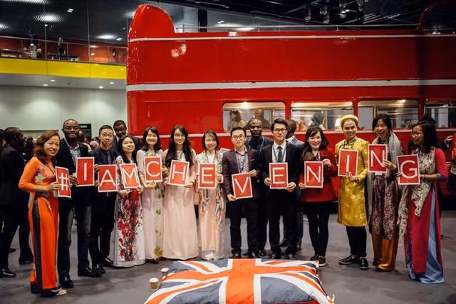 8X nhận học bổng toàn phần danh giá của Anh: “Sự kiên trì, bền bỉ sẽ được đền đáp xứng đáng” - 2