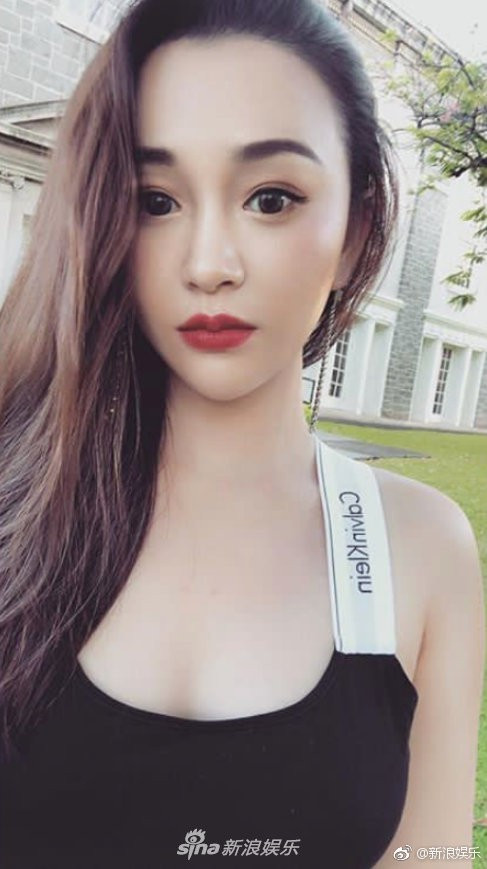 Cuộc sống thượng hạng của tiểu tam tống tiền Ngô Tú Ba: Có máy bay riêng, cực kỳ thân thiết với gia đình Gigi Hadid - Ảnh 11. Cuộc sống thượng hạng của tiểu tam tống tiền Ngô Tú Ba: Có máy bay riêng, cực kỳ thân thiết với gia đình Gigi Hadid - Ảnh 11.