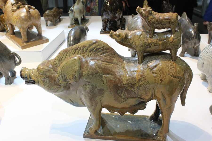 Ngắm đàn heo độc đáo ngàn con của nhà sử học Dương Trung Quốc - Ảnh 5. Ngắm đàn heo độc đáo ngàn con của nhà sử học Dương Trung Quốc - Ảnh 5.