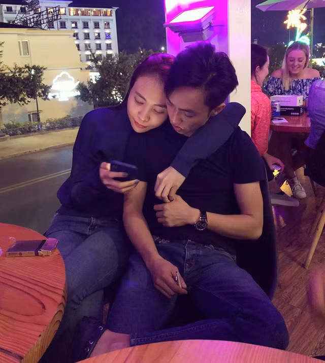 Hé lộ hình ảnh hiếm hoi ngày nhỏ của Cường Đô la và Đàm Thu Trang ảnh 17