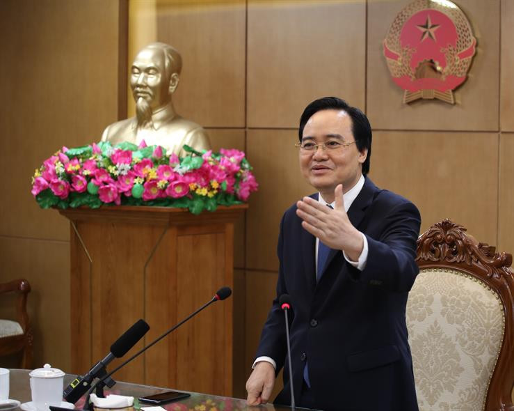 Bộ trưởng Phùng Xuân Nhạ phát biểu tại buổi làm việc Bộ trưởng Phùng Xuân Nhạ phát biểu tại buổi làm việc