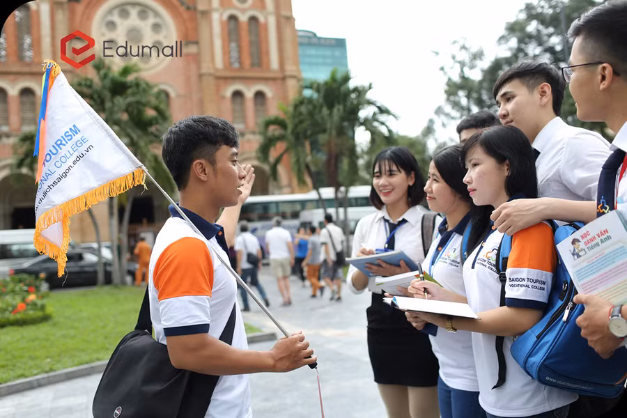 Cơ hội nghề nghiệp rộng mở.