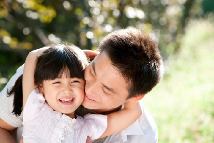 7 kiểu cha mẹ nuôi dạy con thời hiện đại, bạn thuộc kiểu nào? ảnh 3 7 kiểu cha mẹ nuôi dạy con thời hiện đại, có kiểu gây tranh cãi vì quá nguy hiểm cho con-4