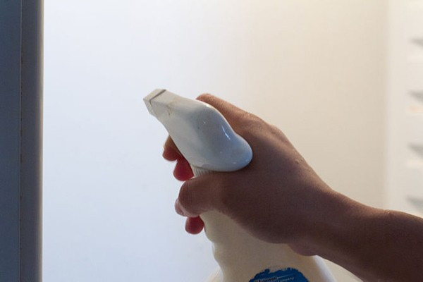 Mẹo lau chùi, dọn dẹp và sắp xếp tủ lạnh khoa học nhất - Ảnh 5 Mẹo lau chùi, dọn dẹp và sắp xếp tủ lạnh khoa học nhất - Ảnh 5