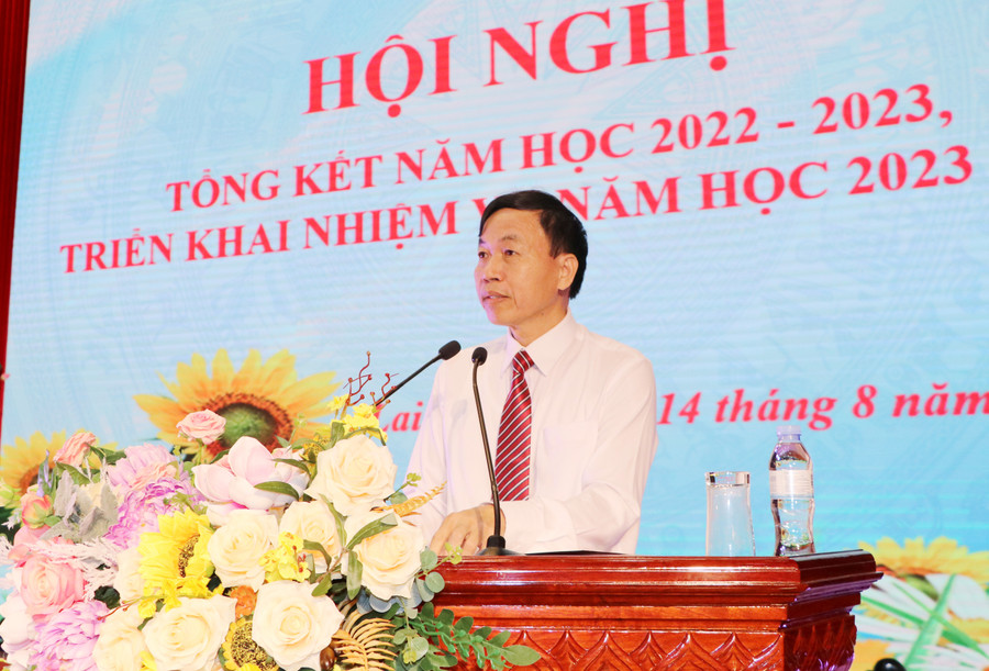 Ông Lê Văn Lương, Chủ tịch UBND tỉnh Lai Châu phát biểu tại Hội nghị. Ông Lê Văn Lương, Chủ tịch UBND tỉnh Lai Châu phát biểu tại Hội nghị.