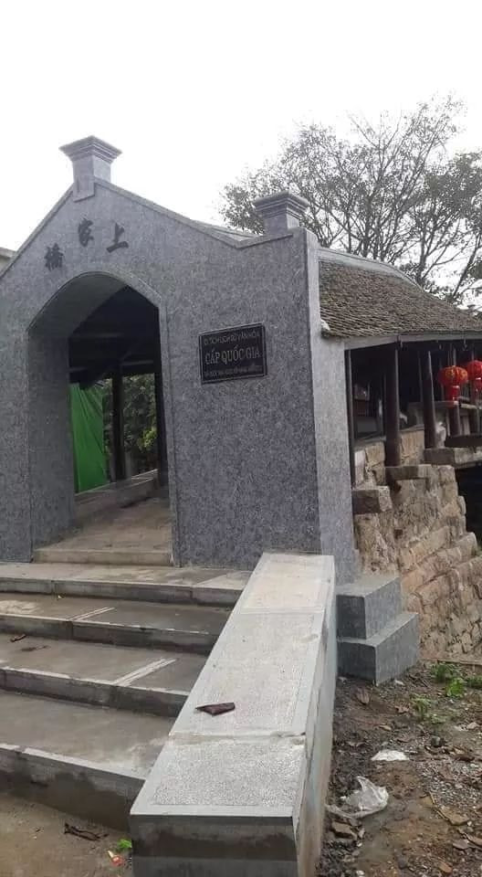 Cửa Bắc cầu Ngói sau khi được trùng tu Cửa Bắc cầu Ngói sau khi được trùng tu