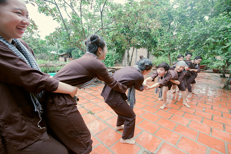 Bộ kỷ yếu “nông dân Nam bộ” nhí nhảnh của teen Sài Gòn ảnh 8 Bộ kỷ yếu “nông dân Nam bộ” nhí nhảnh của teen Sài Gòn ảnh 8