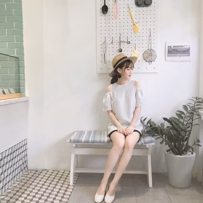 4 công thức mix đồ với mũ đẹp miễn chê “học lỏm” từ các hot girl ảnh 13