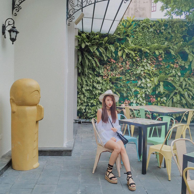 4 công thức mix đồ với mũ đẹp miễn chê “học lỏm” từ các hot girl ảnh 15