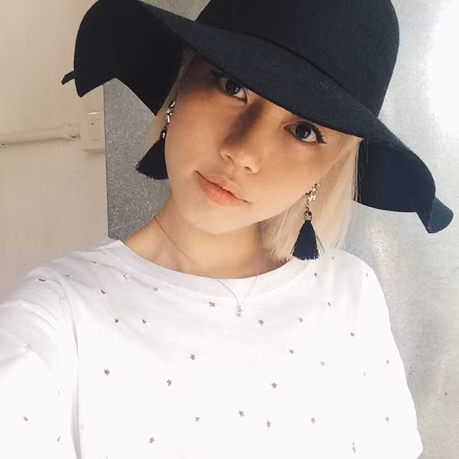 4 công thức mix đồ với mũ đẹp miễn chê “học lỏm” từ các hot girl ảnh 7