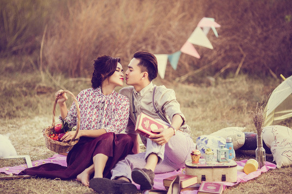 Tú Vi - Văn Anh trao nhau Tú Vi - Văn Anh trao nhau