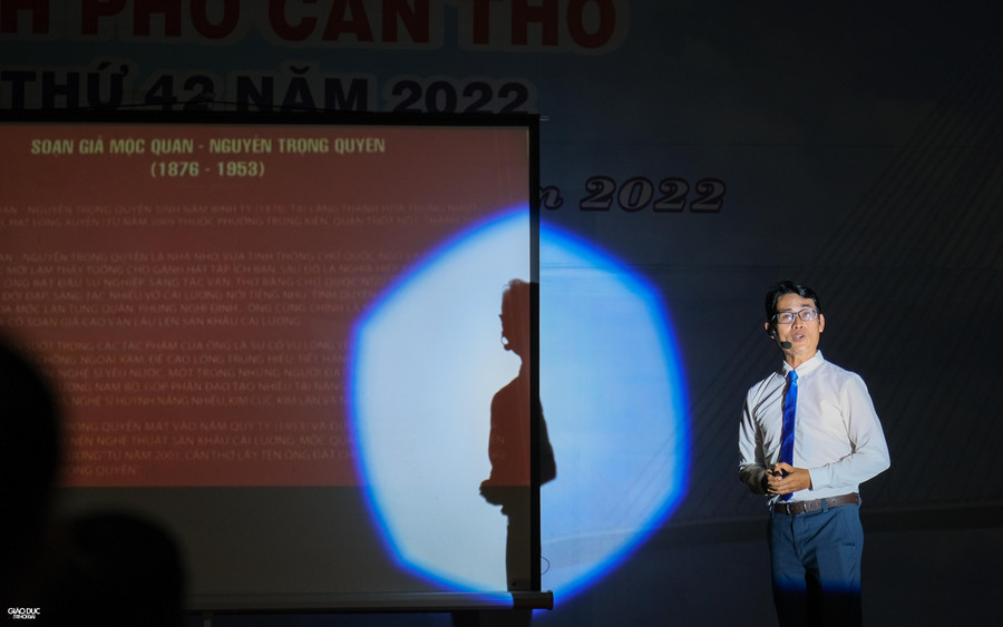 Sau lễ khai mạc là phần thi của đơn vị quận Thốt Nốt và quận Ô Môn.