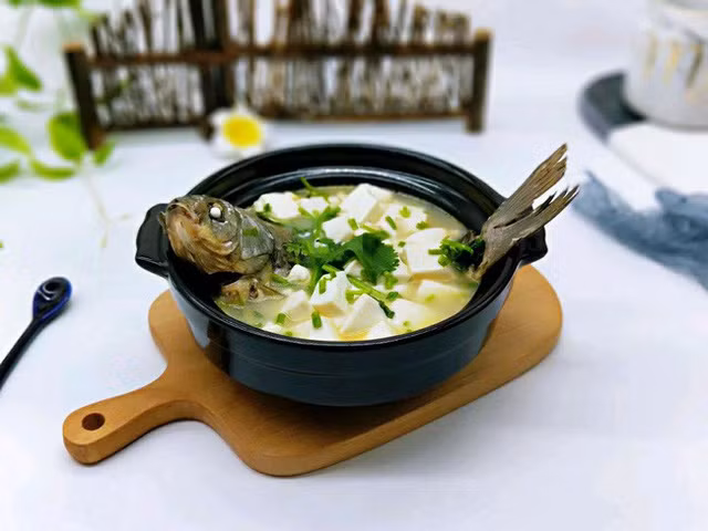 Không ngờ khi kết hợp nguyên liệu này món canh cá lại trở nên ngon như vậy! ảnh 7