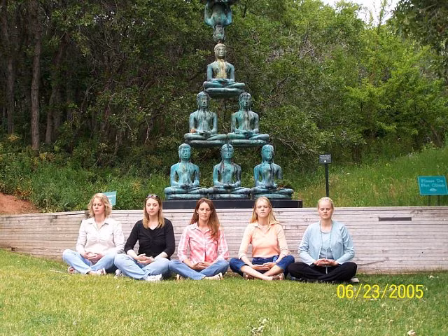 Cuộc sống hạnh phúc, đáng ngưỡng mộ của một ông chồng sống chung với 5 bà vợ - Hình 12