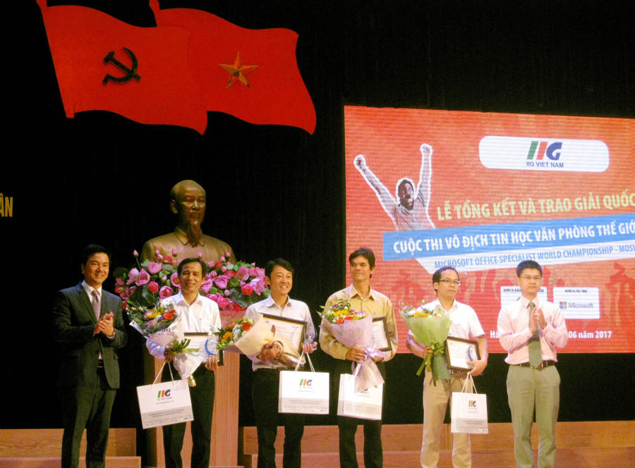 Năm nay các Trường lần đầu tiên tham dự và có thí sinh lọt vào VCK quốc gia đông nhất được BTC tôn vinh Năm nay các Trường lần đầu tiên tham dự và có thí sinh lọt vào VCK quốc gia đông nhất được BTC tôn vinh