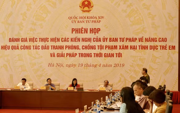 Ủy ban Tư pháp muốn mổ xẻ vụ nữ sinh giao gà, vụ Nguyễn Hữu Linh - Ảnh 2.