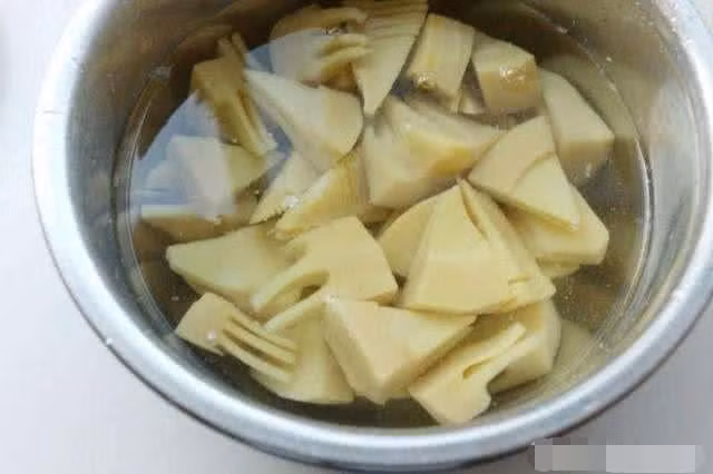 khu vi dang cua mang tre mua dong chi bang loai hat chung ta an hang ngay - 2