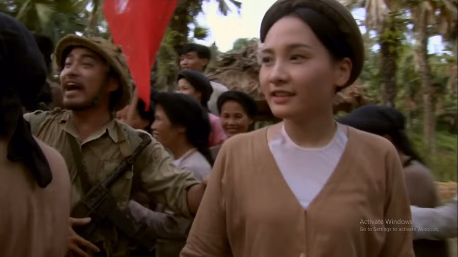 Bảo Thanh vào vai cô Chanh trong phim "Ánh sáng trước mặt". Ảnh: chụp từ màn hình.