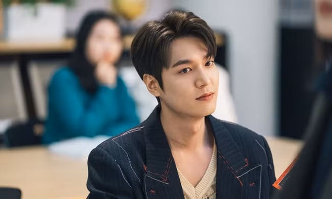 Tướng mặt người đàn ông có sự nghiệp vững vàng, giàu sang lại chung tình