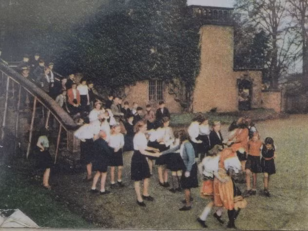 Những tấm lòng nhân từ