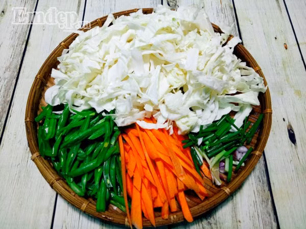 Miến xào tôm cực ngon, ăn nhiều vẫn không lo béo