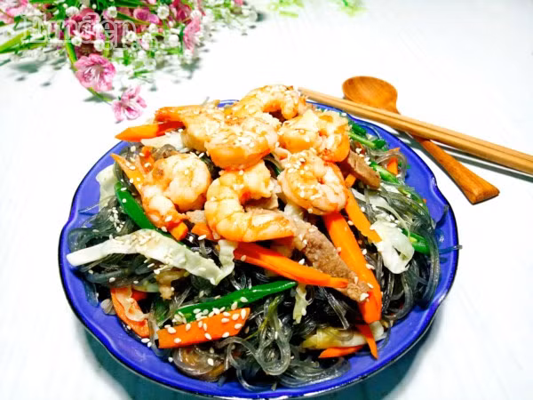 Miến xào tôm cực ngon, ăn nhiều vẫn không lo béo