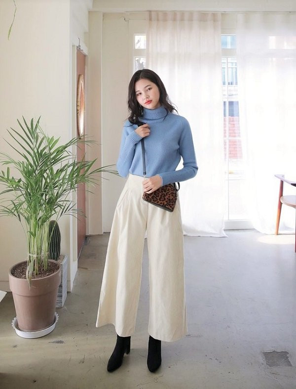 Công thức phối áo len cổ lọ chuẩn xinh xắn ảnh 7 voi mot chiec ao len co lo, chi em co "ca ro" cong thuc phoi hop chuan xinh xan - 8
