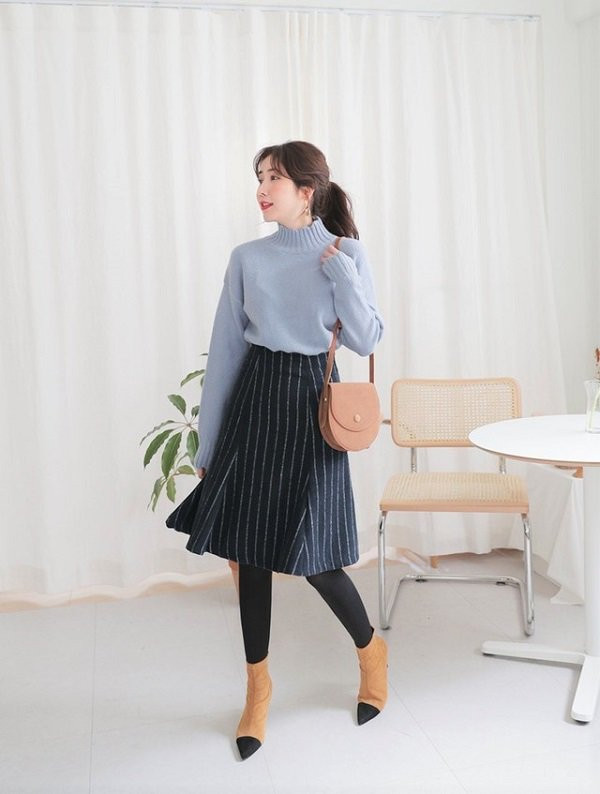 Công thức phối áo len cổ lọ chuẩn xinh xắn ảnh 3 voi mot chiec ao len co lo, chi em co "ca ro" cong thuc phoi hop chuan xinh xan - 4