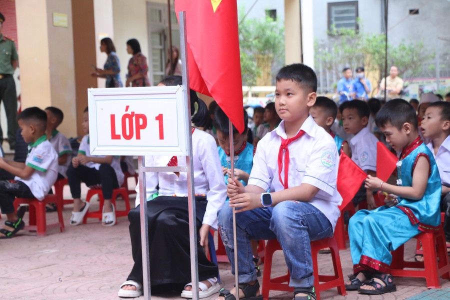 Đa số học sinh Trường Phổ thông dân tộc bán trú Tiểu học-THCS Thung Nai là con em đồng bào dân tộc thiểu số.