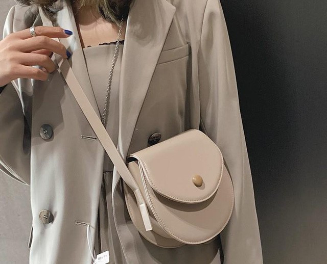 Muốn đi du lịch vừa xinh vừa gọn, chị em nhất định phải mang theo những mẫu túi “thần thánh” này - Ảnh 1. Muốn đi du lịch vừa xinh vừa gọn, chị em nhất định phải mang theo những mẫu túi “thần thánh” này - Ảnh 1.