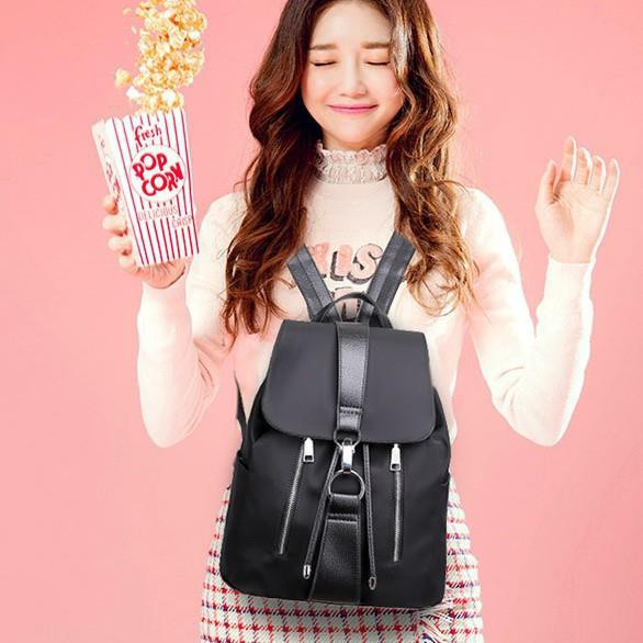 Muốn đi du lịch vừa xinh vừa gọn, chị em nhất định phải mang theo những mẫu túi “thần thánh” này - Ảnh 6. Muốn đi du lịch vừa xinh vừa gọn, chị em nhất định phải mang theo những mẫu túi “thần thánh” này - Ảnh 6.