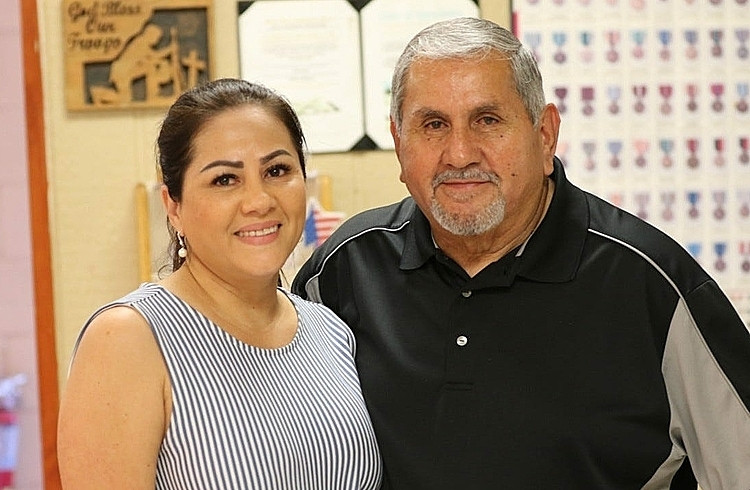 Cựu binh Mỹ bất ngờ biết có con gái Việt ảnh 1 Kim Nguyễn và ôngSalvador Martinez, đoàn tụ với nhau. Ảnh:Currentargus.