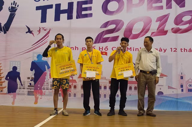 Trao giải cho các thứ hạng cao nhất của The Open Run năm 2019.