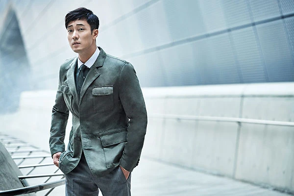 Nam diễn viên "Giày thủy tinh" So Ji Sub