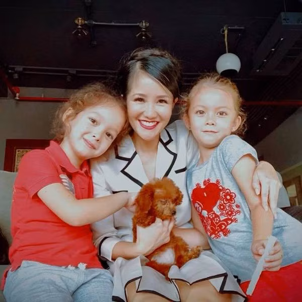 Hồng Nhung lần đầu tiết lộ cuộc sống bị ảnh hưởng bởi ồn ào hôn nhân và khẳng định đó là cái giá phải trả-2