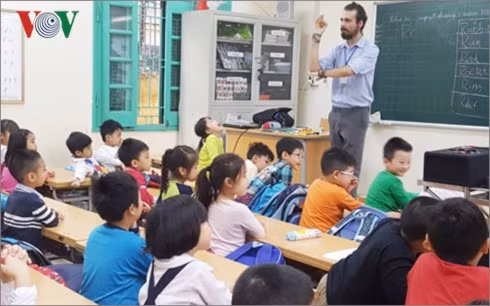 Tiếng Anh là ngôn ngữ thứ 2: Cần cơ sở pháp lý để cả xã hội vào cuộc 