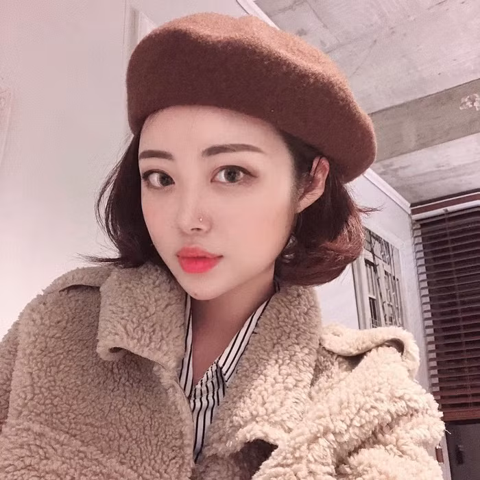 Muôn kiểu đội mũ nồi siêu xinh cho nàng khoe sắc ngày đông