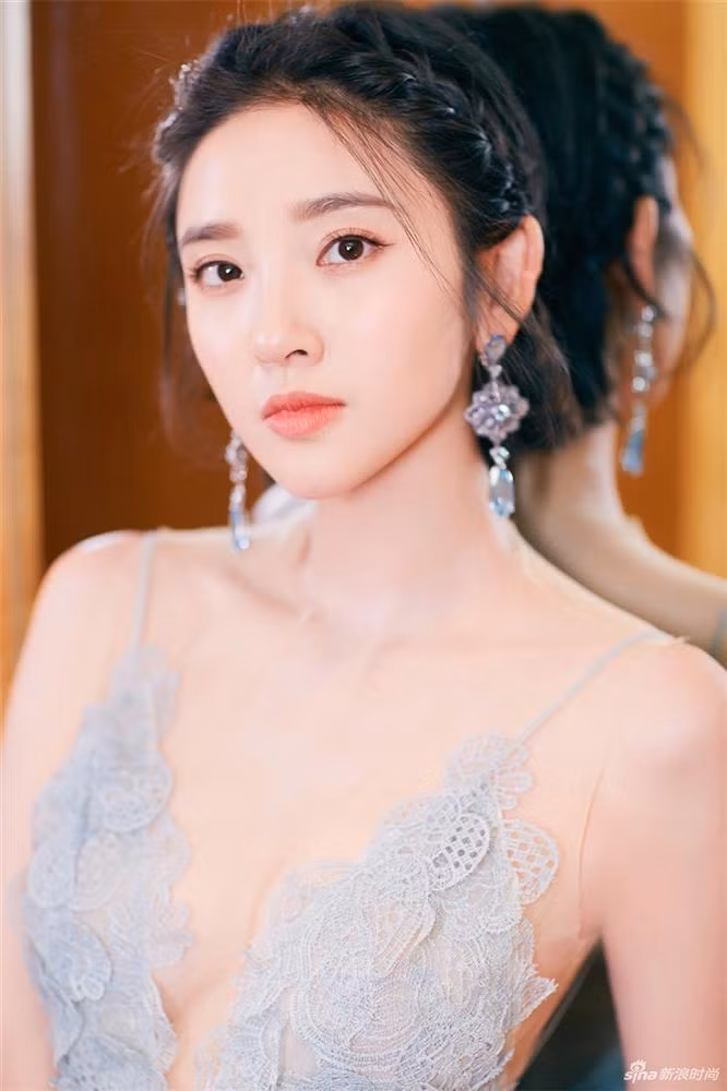 Hé lộ danh tính 7 cô vợ xinh như mộng của Vi Tiểu Bảo trong Lộc đỉnh ký 2019-12