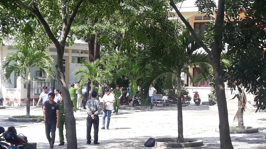 Hiện trường xảy ra vụ việc bà Kpă Wen, Phó Chủ tịch HĐND phường Đoàn Kết (TX.Ayun Pa) bị trúng đạn.