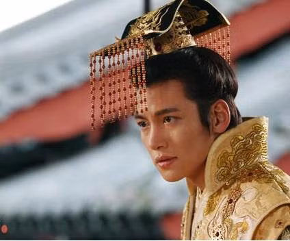 Vị Hoàng đế chung tình trong lịch sử Trung Hoa: Chỉ 1 vợ, không tỳ thiếp