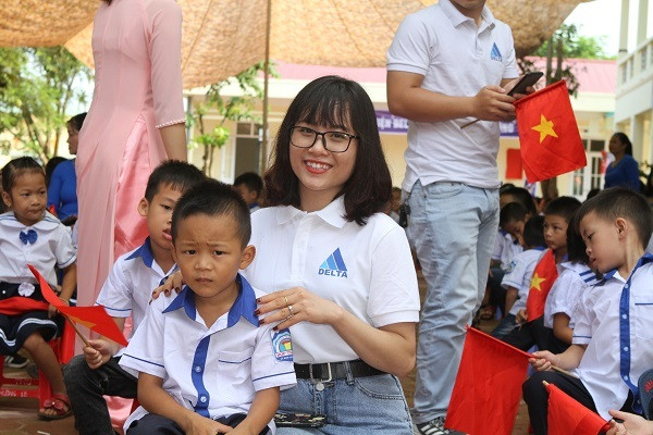 Niềm vui nhân đôi khi học sinh được tặng lớp học mới trong ngày khai giảng ảnh 4 Tập đoàn DELTA Group tặng lớp học mới cho học sinh nhân ngày lễ khai giảng