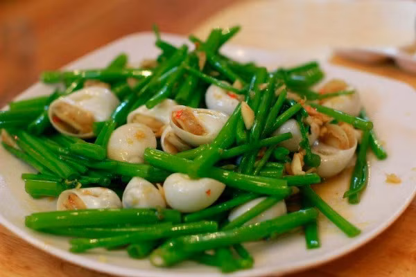 Ăn các loại đậu (đậu lăng, đậu Hà Lan) ít nhất 3 lần/tuần, bao gồm cả việc ăn đậu kèm với các món khác và ăn đậu như một món riêng sẽ cung cấp nhiều chất xơ cho cơ thể.