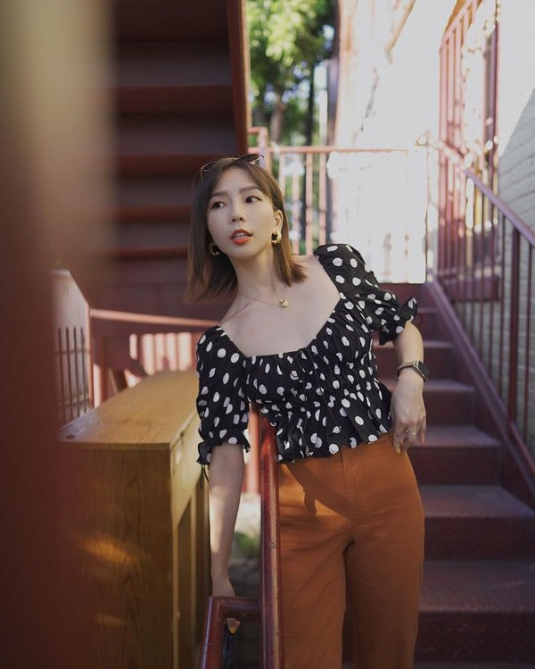 co mot kieu ao cuc de dien, lai co kha nang tuyet voi giup thang hang phong cach di lam - 10