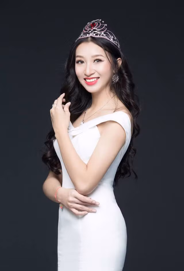 Những Hoa khôi sinh viên ấn tượng nhất năm 2017 ảnh 1