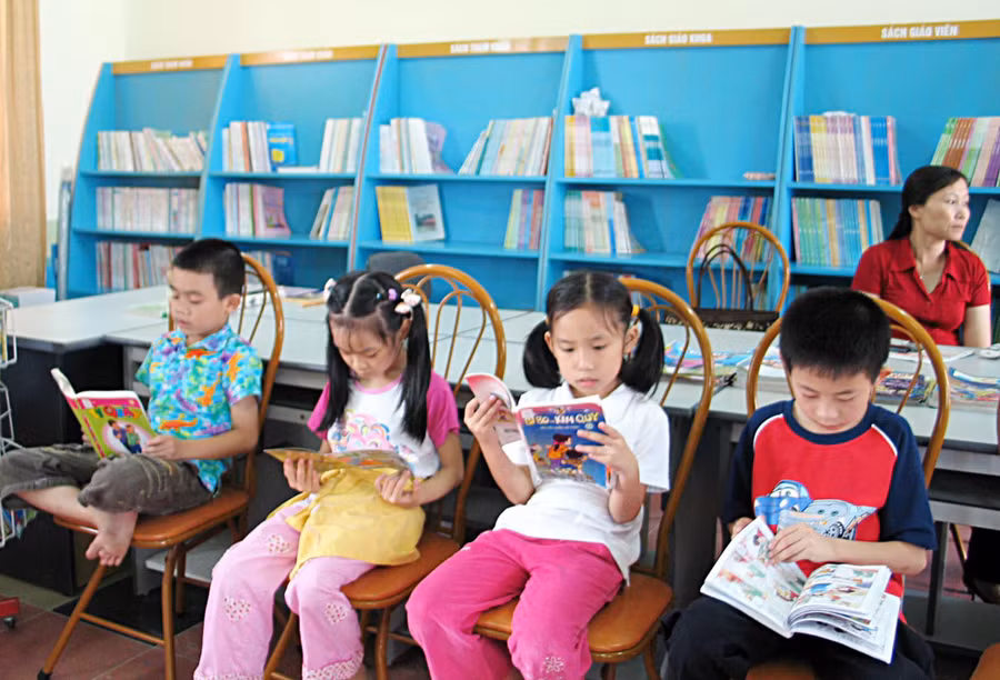 Thư viện là môi trường tự học của học sinh. Ảnh: Bắc Việt