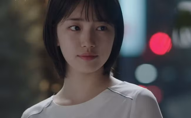 3 năm sau ngày dứt áo ra đi, chồng trở về quỳ gối cầu xin đòi gặp con