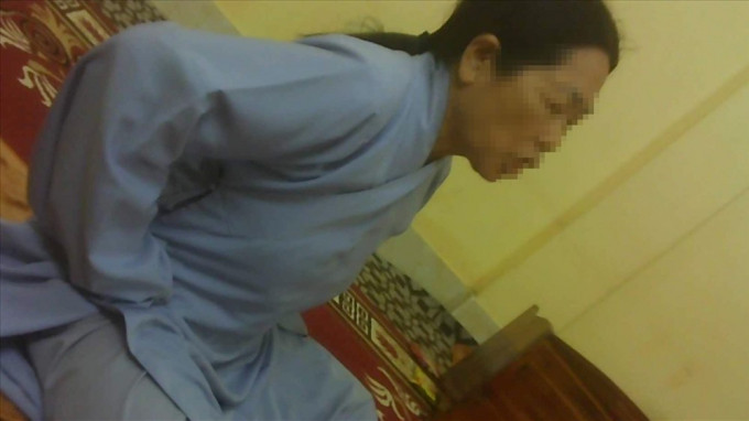 Vong thường sẽ ngay lập tức nhập luôn vào người mặc áo phật tử của chùa.