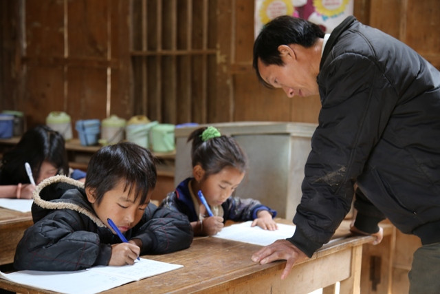 Đội ngũ GV là yếu tố quan trọng quyết định chất lượng giáo dục. Ảnh: Thanh Long Đội ngũ GV là yếu tố quan trọng quyết định chất lượng giáo dục. Ảnh: Thanh Long